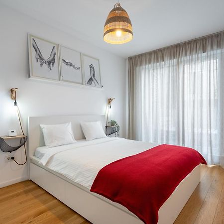 Papini'S Apartment -Apartment With Big Terrace Букурещ Екстериор снимка