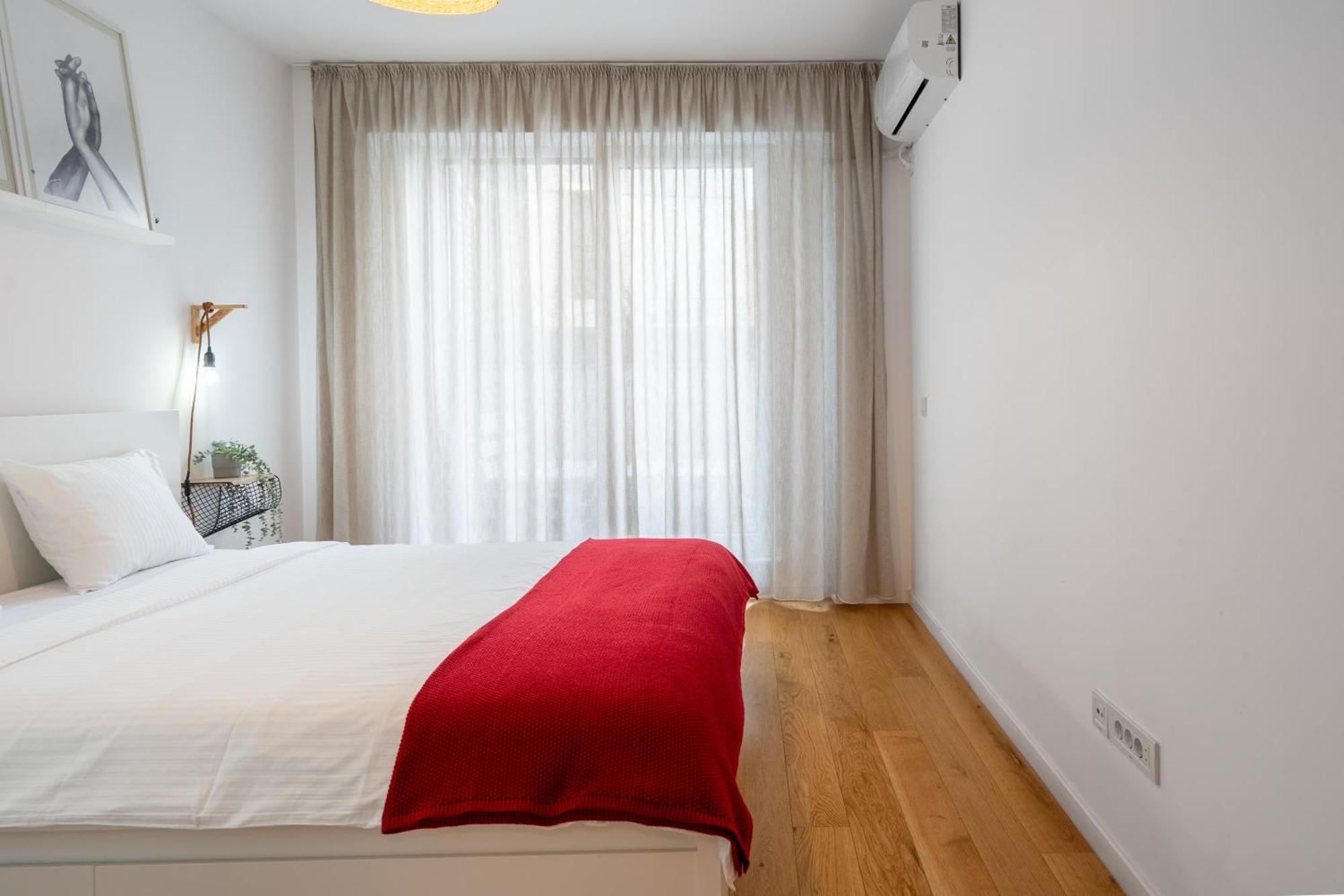 Papini'S Apartment -Apartment With Big Terrace Букурещ Екстериор снимка