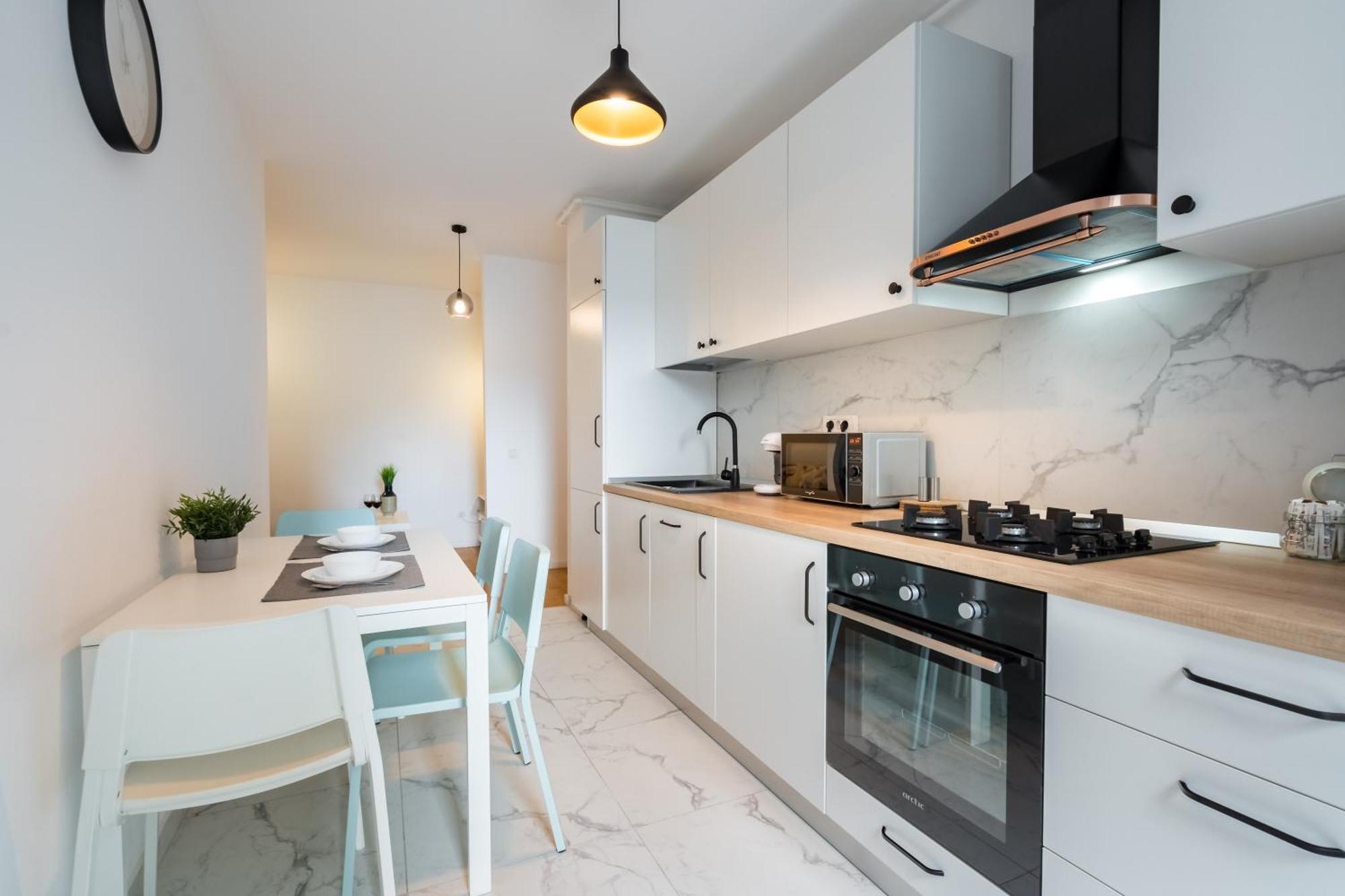 Papini'S Apartment -Apartment With Big Terrace Букурещ Екстериор снимка