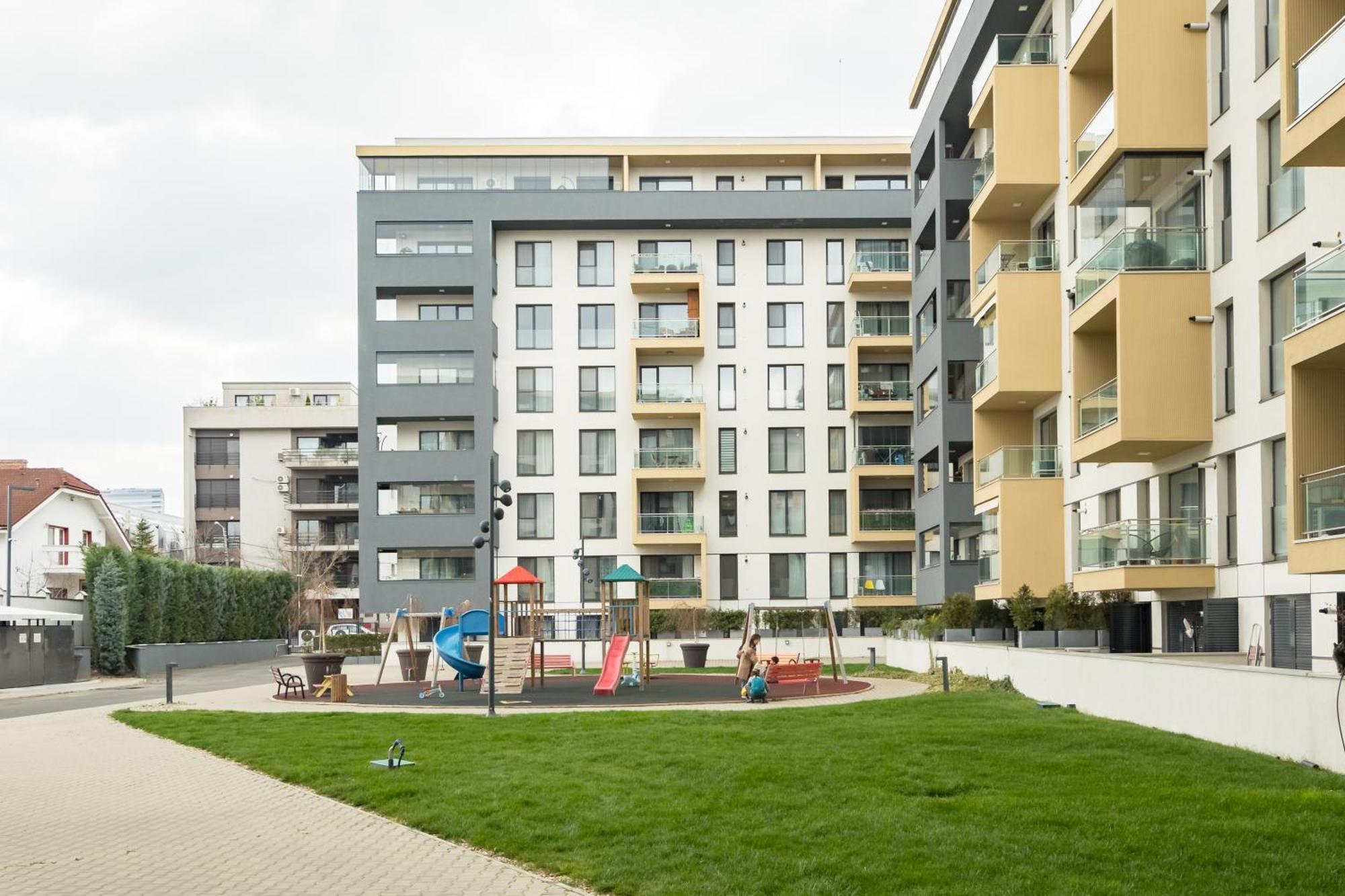 Papini'S Apartment -Apartment With Big Terrace Букурещ Екстериор снимка