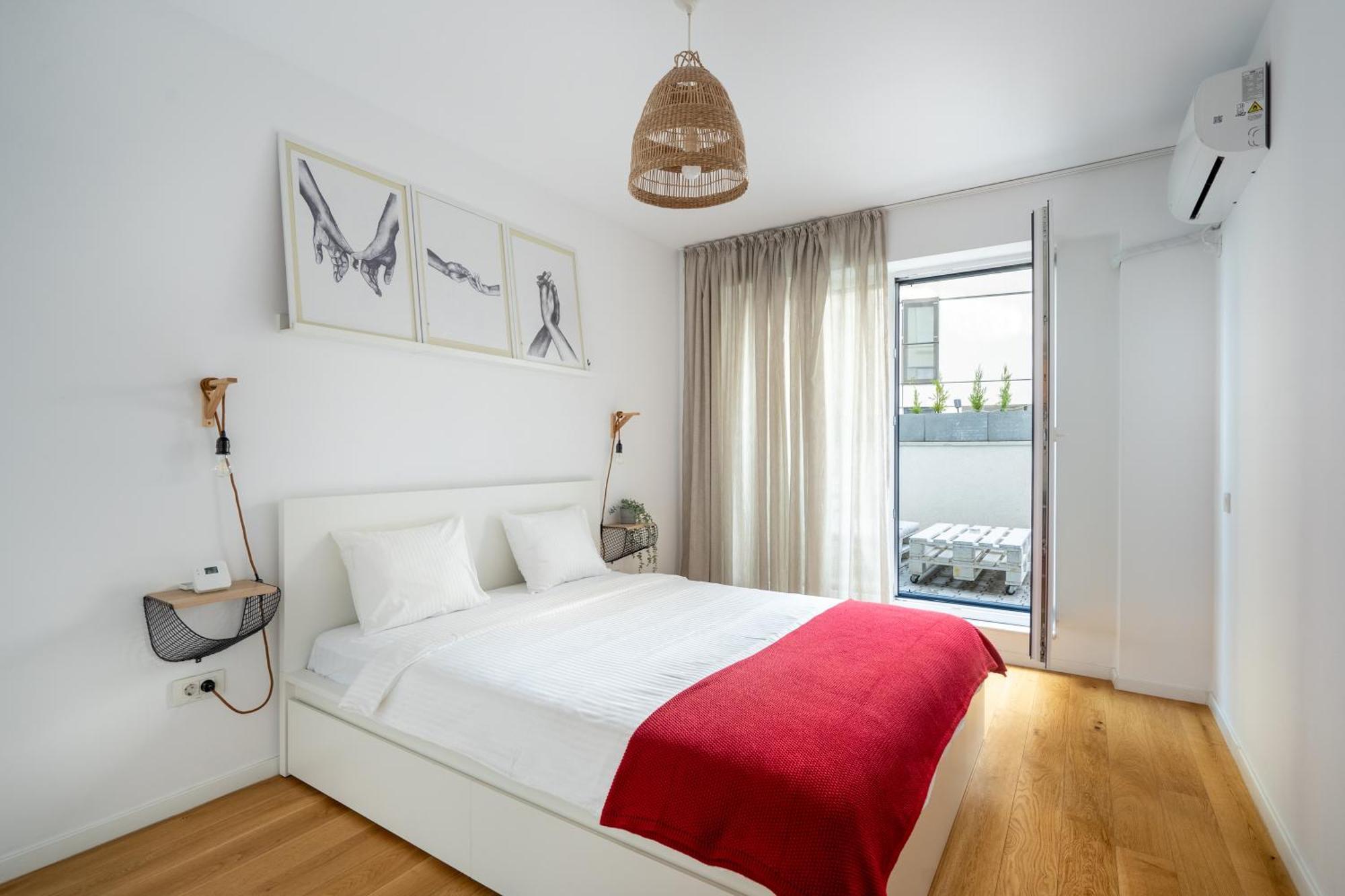 Papini'S Apartment -Apartment With Big Terrace Букурещ Екстериор снимка