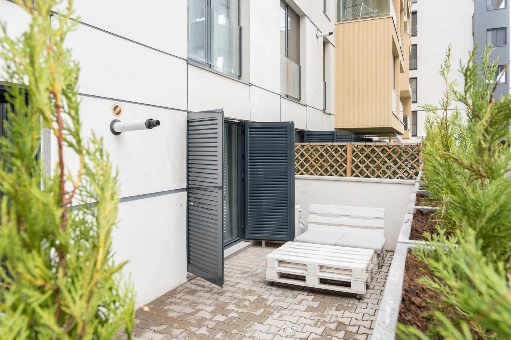 Papini'S Apartment -Apartment With Big Terrace Букурещ Екстериор снимка